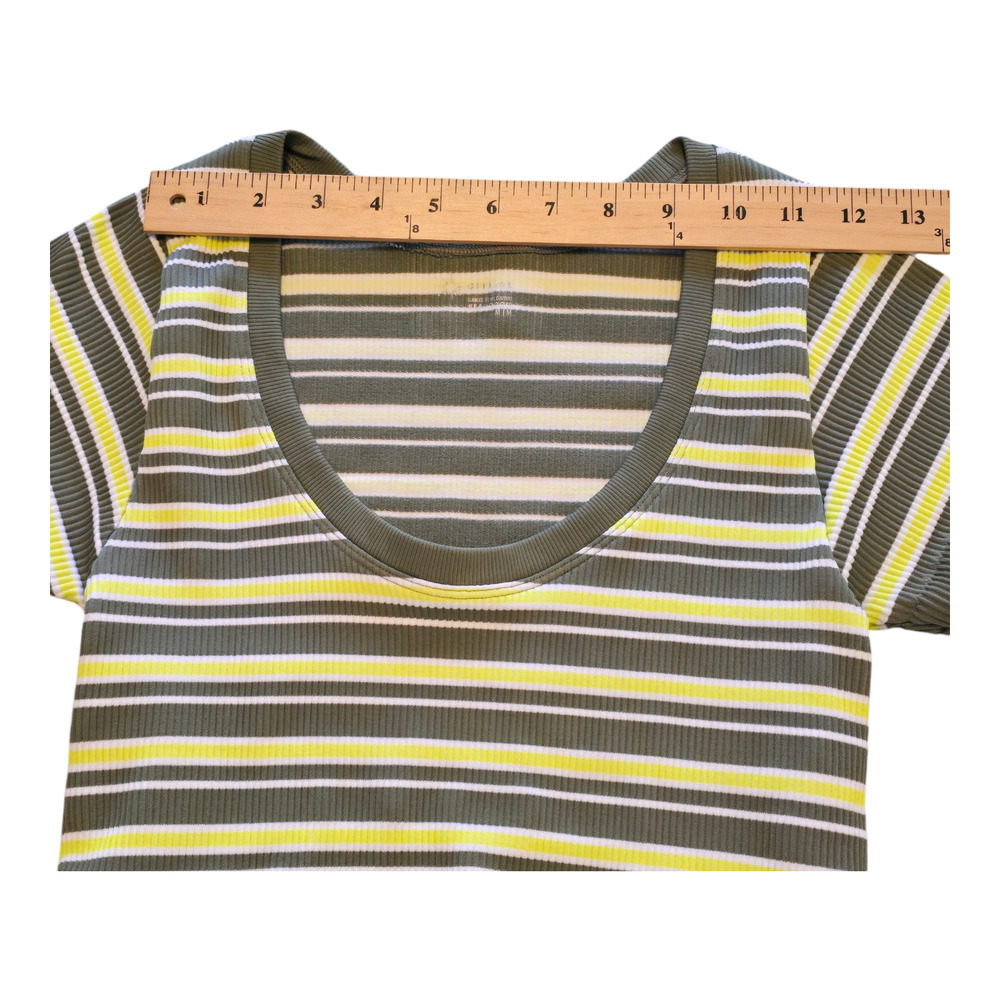 Offline by Aerie Tee Womens Medium Olive Green/Yellow Seamless Rib Scoop Neck - Picture 7 of 11
